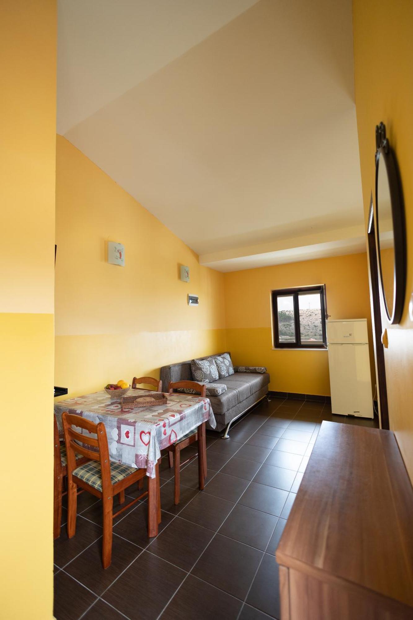 Apartman Marija 2 로파르 외부 사진