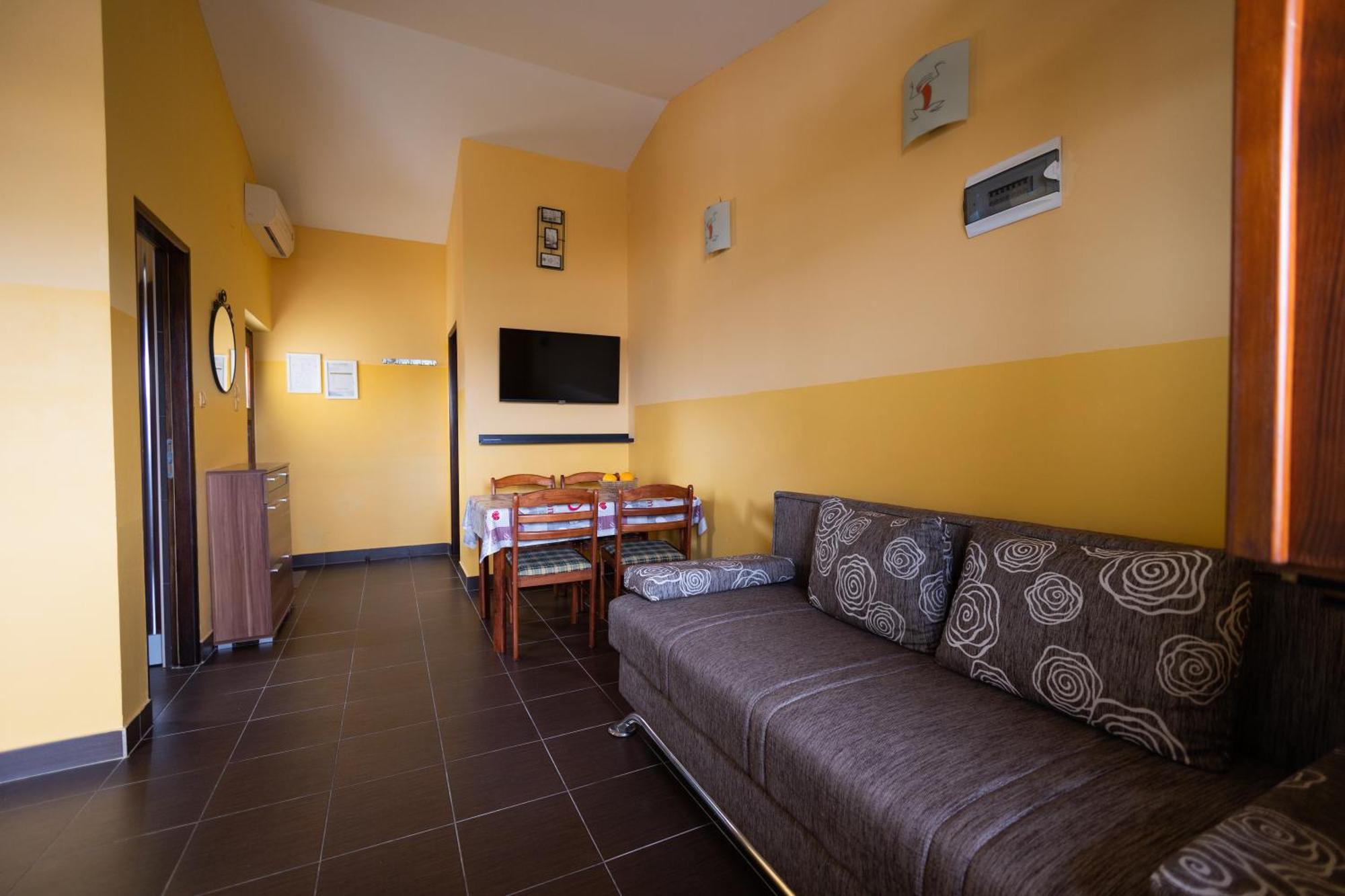 Apartman Marija 2 로파르 외부 사진